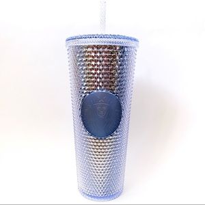 Net studded silver tumbler